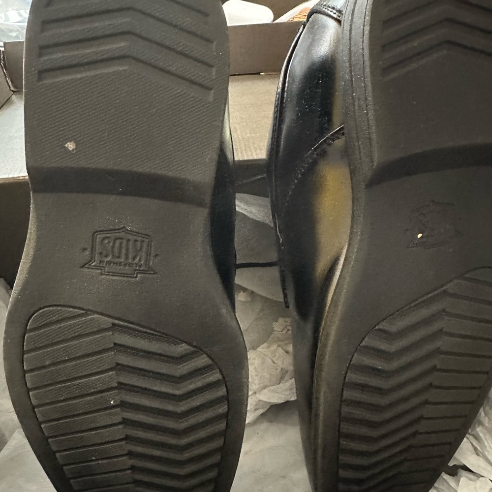 Florsheim Gently used boys dress shoes
